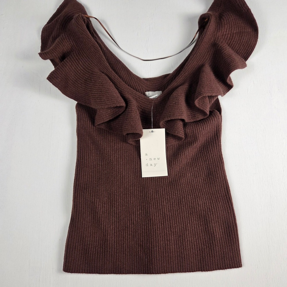 Romantic Ruffle V-Neck Ribbed Top Brown XS A New Day NWT